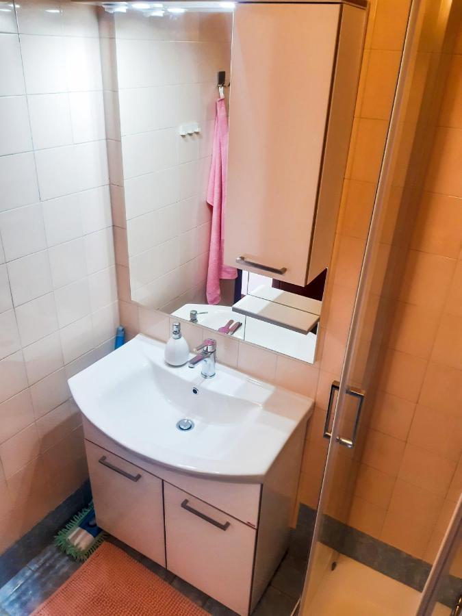 Apartmani Jutro Novalja Exteriér fotografie