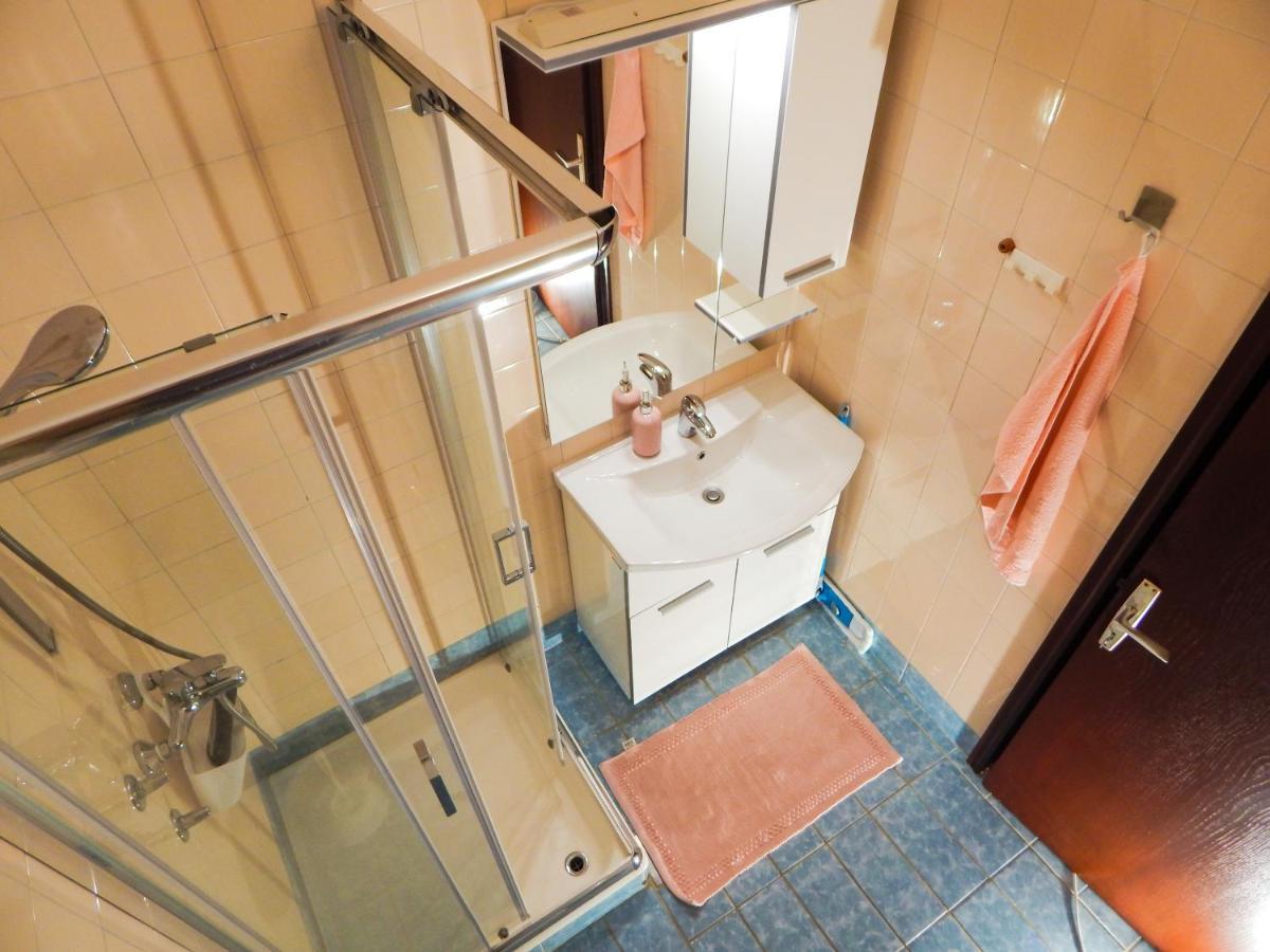 Apartmani Jutro Novalja Exteriér fotografie